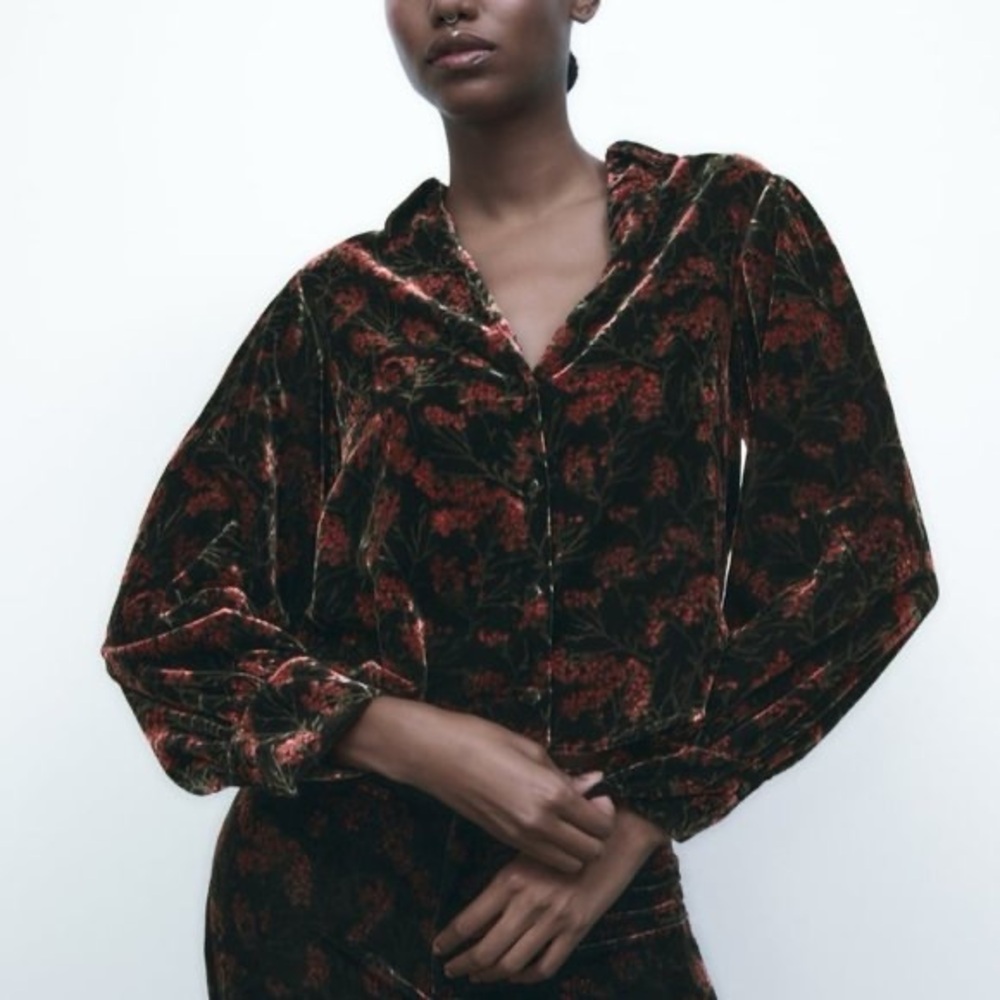 Zara Black and Red Long Sleeve Button Down Velvet Shirt Blouse Medium
